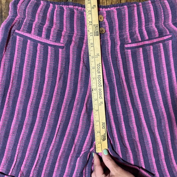 Soft Surroundings Dulcinea Cotton Wool Fuchsia Stripe Relaxed Bermuda Shorts Med - Picture 11 of 12